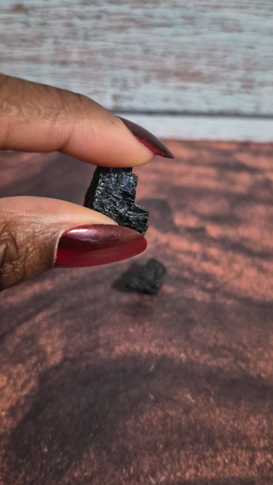 Black Tourmaline - [Rough]